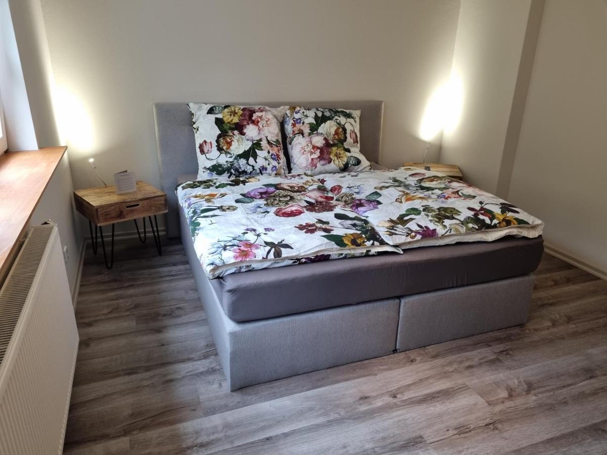 5 Sterne Bahnhoftraum, Appartement "Waldliebe" 133Qm, Grosse Terrasse 70Qm, Qr Code Scannen Fuer Virtuellen Rundgang, Premium Ausstattung 바라운펠츠 외부 사진