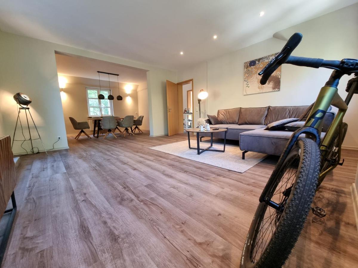 5 Sterne Bahnhoftraum, Appartement "Waldliebe" 133Qm, Grosse Terrasse 70Qm, Qr Code Scannen Fuer Virtuellen Rundgang, Premium Ausstattung 바라운펠츠 외부 사진